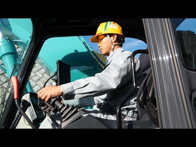 Thao tác vận hành máy xây dựng